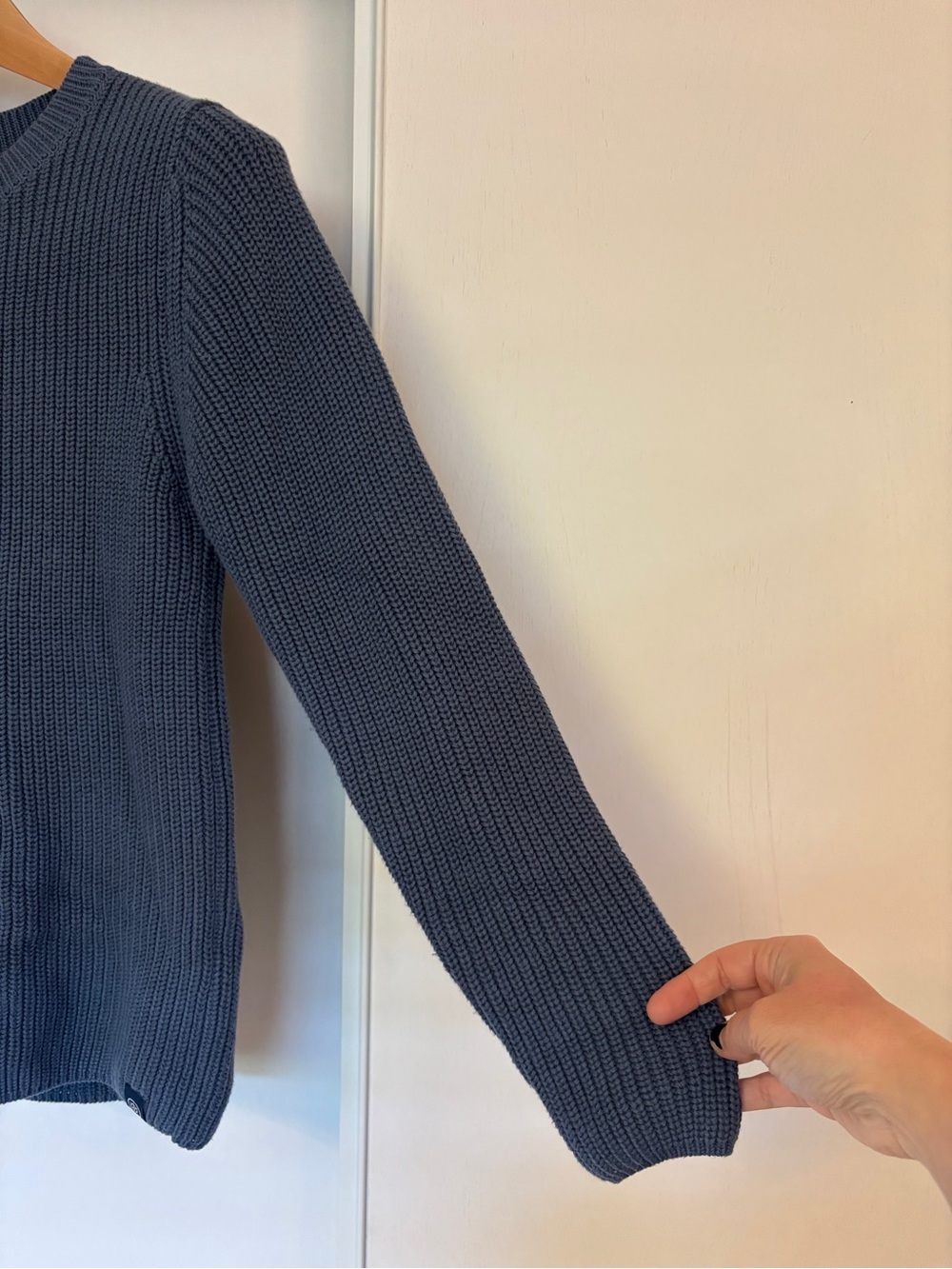 Long Wharf Women Fisherman Sweater Size Medium Crew Rib Minimalist Blue Chunky - Picture 5 of 7